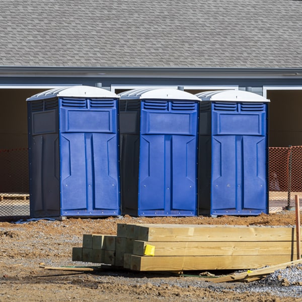 how can i report damages or issues with the portable restrooms during my rental period in Le Ray